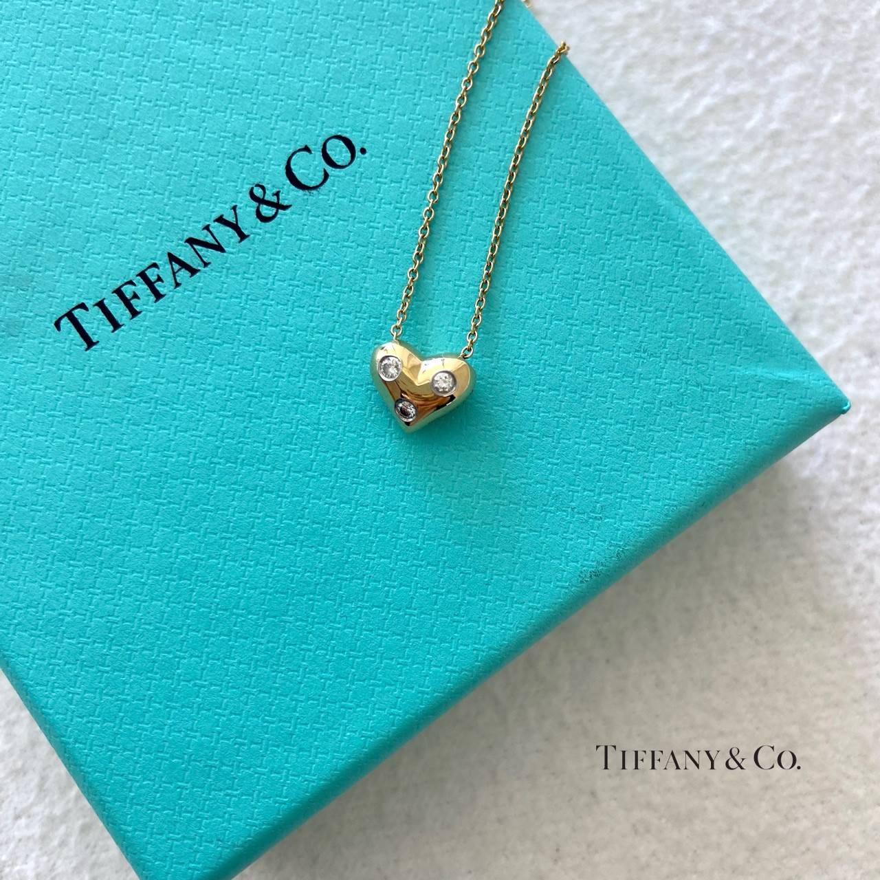 Tiffany＆Co.（ティファニー）ドッツピンチドハートペンダント