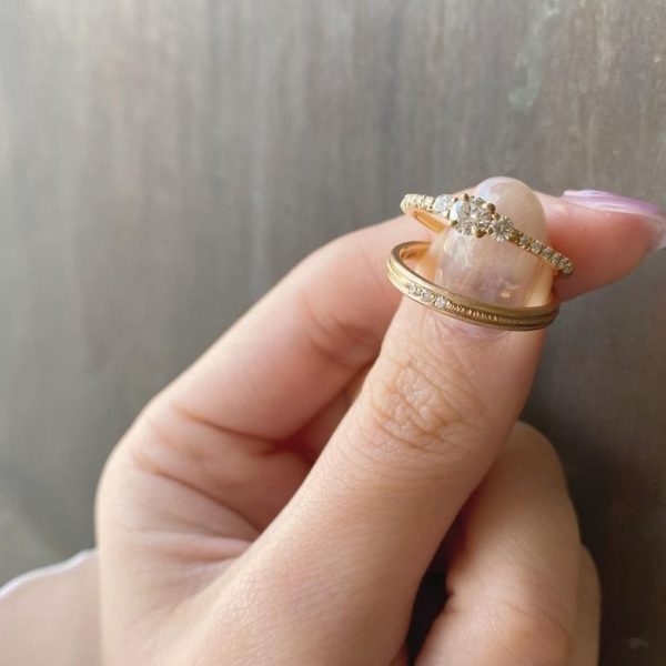 重ね着けのかわいい手作りブランドYUKA HOJO