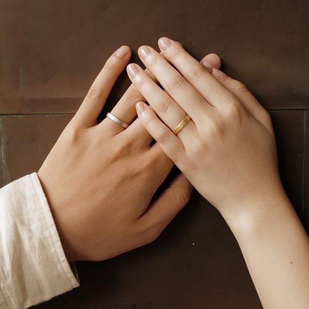 新形でハンドメイドのおしゃれなYUKAHOJOの結婚指輪