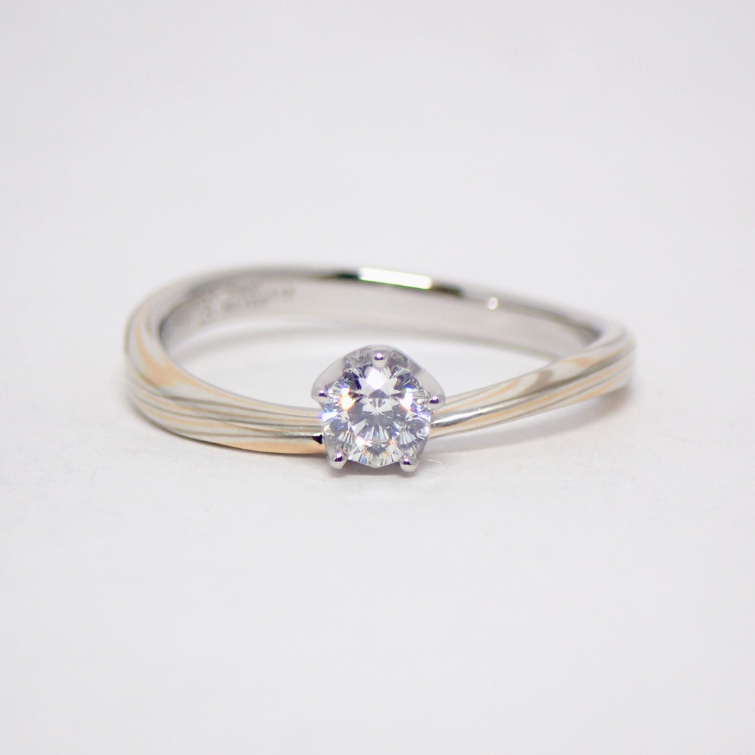 和風デザインの婚約指輪は杢目金屋が人気