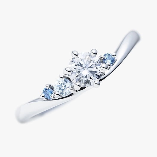 俄の姉妹店のシンプルでオシャレなルシエの婚約指輪