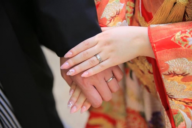 個性も出せる俄の結婚指輪