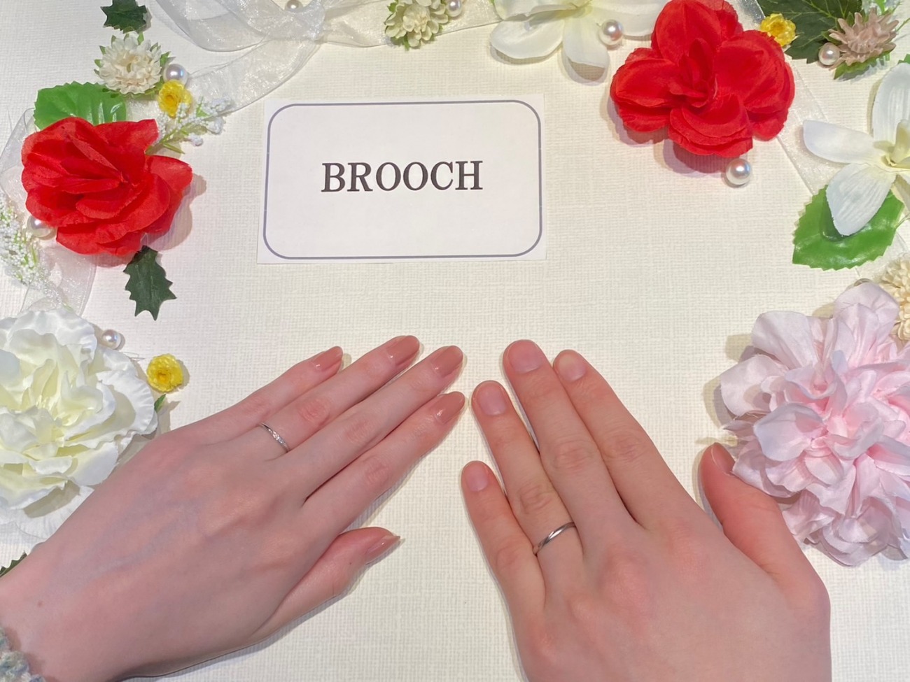 お指の細い奥様にお似合いのウエーブデザインがかわいい！ルシエの結婚指輪