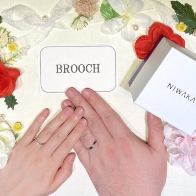 手紙を読んでプロポーズしたカップルはにわかの初桜の結婚指輪