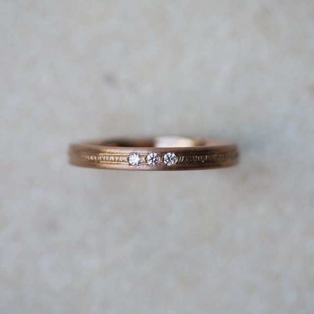 ピンクゴールドの結婚指輪