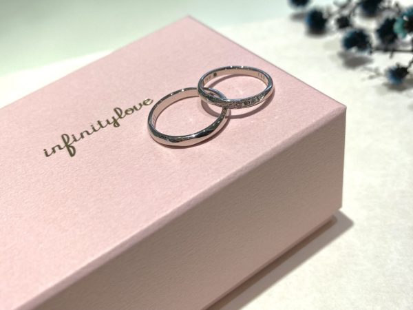 ピンクダイヤモンドアレンジのお二人だけの特別な結婚指輪