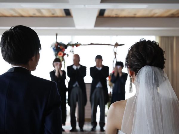 BROOCHで完璧な結婚準備