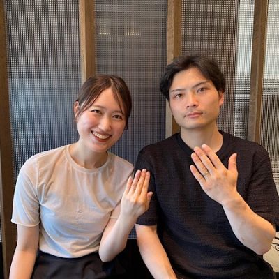 YUKAHOJOの結婚指輪を選んだふたり