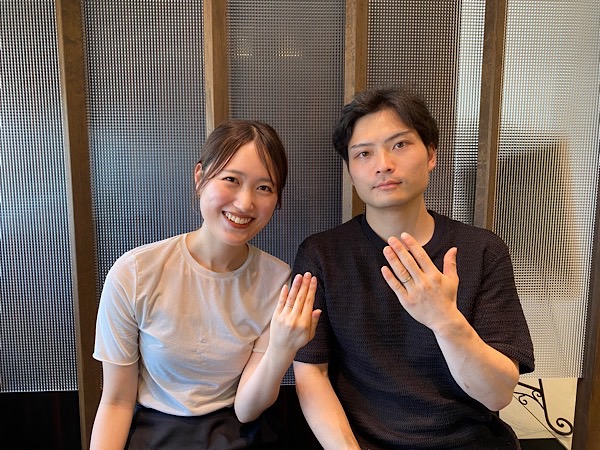 夕日の海でのプロポーズから始まる物語「YUKA HOJO 」Calmを選んだ新潟カップル