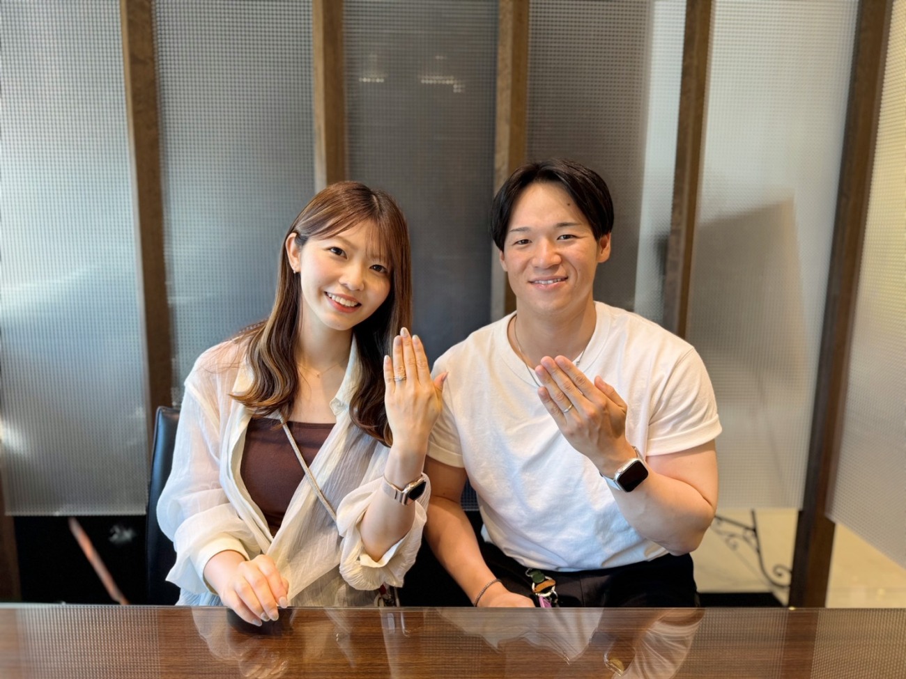 ダーズンローズでプロポーズ！YUKA HOJOの婚約指輪「Story」と結婚指輪「Calm」を選んだ理由