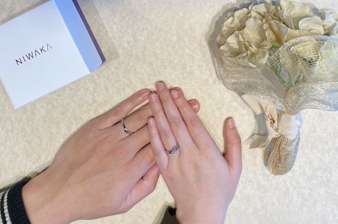 桜に込めた想いとサプライズプロポーズ｜NIWAKA「初桜」を選んだけいた様＆りほ様の結婚指輪物語